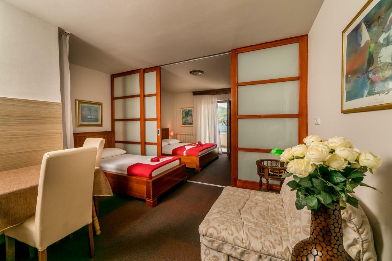 Apartmani Laban แฮร์เซ็ก-โนวี ภายนอก รูปภาพ