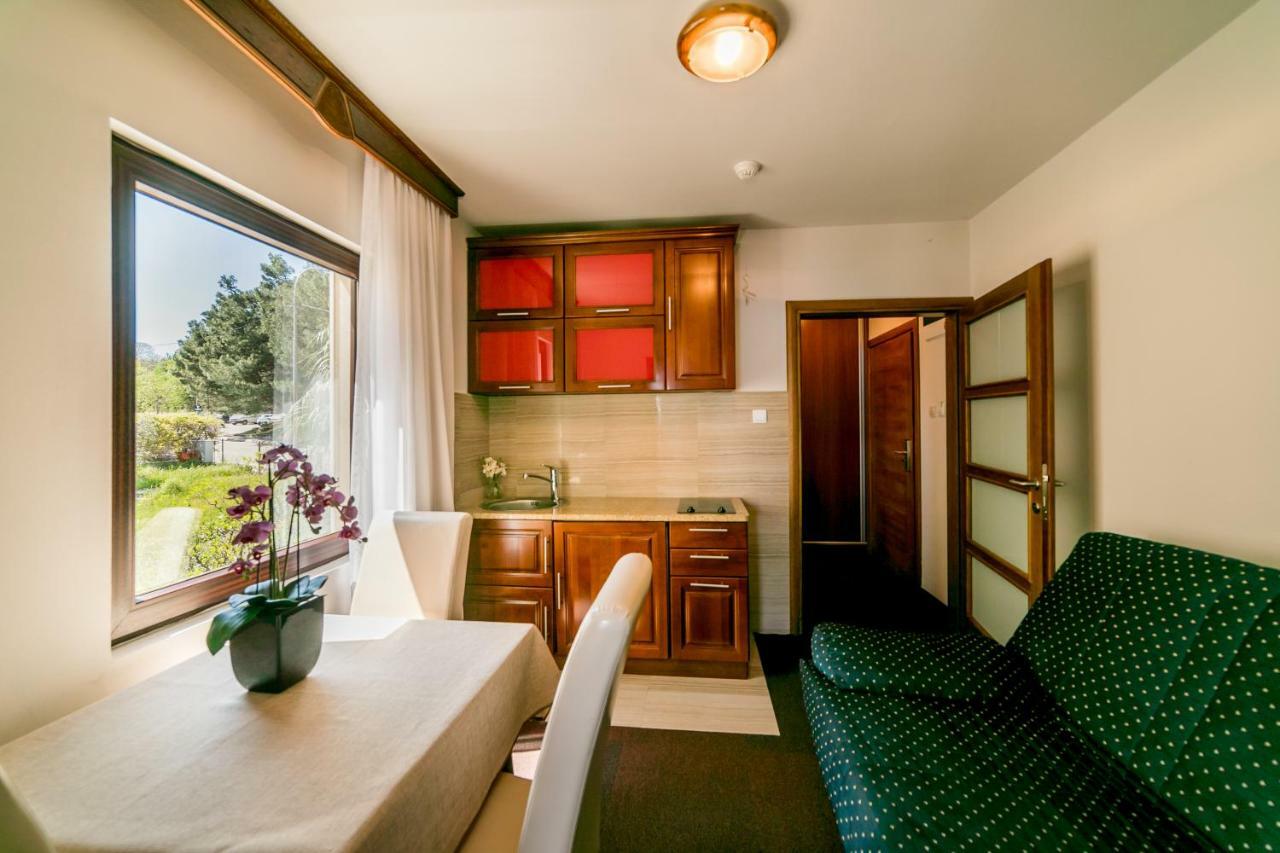 Apartmani Laban แฮร์เซ็ก-โนวี ภายนอก รูปภาพ